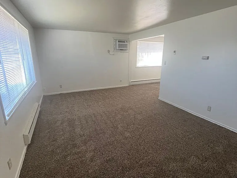 2722-2724 W Peninsula Dr — Photo 5