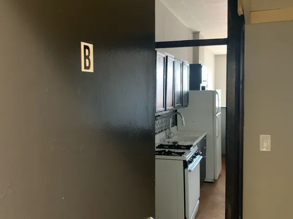 43 Main St #B, Le Roy, NY 14482