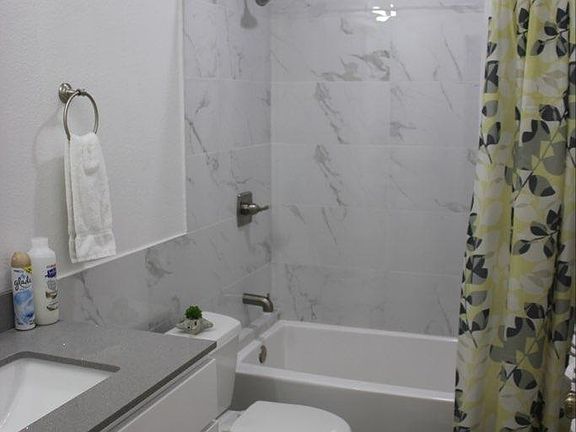 2nd image of 10117 Bevis Ave
