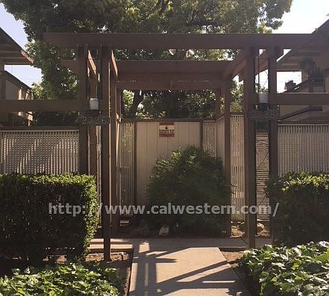 3rd image of 2328 Pauline Dr APT B