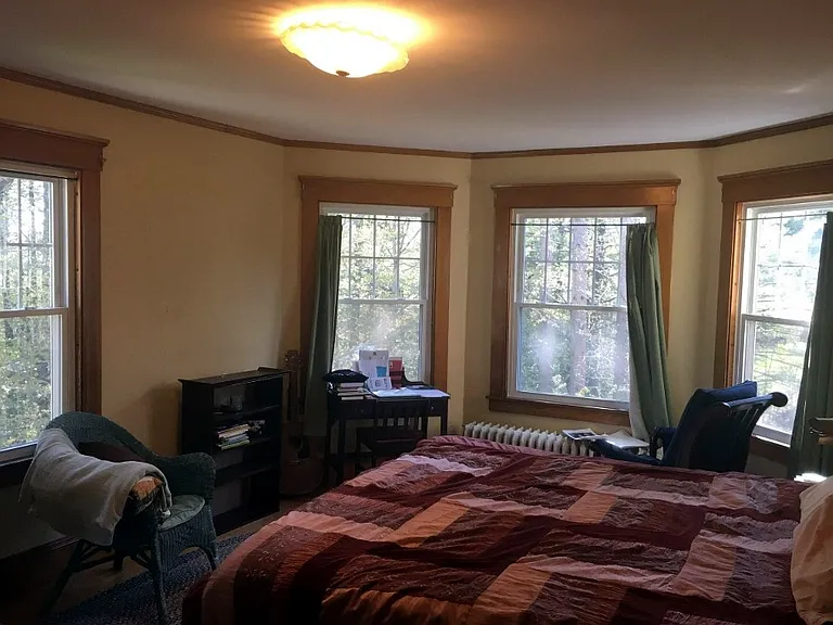 35 Clark Ave — Photo 15