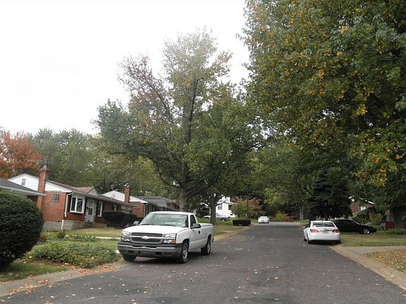 4th image of 8870 May Ave