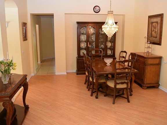 5th image of 15306 Vireoglen Ln