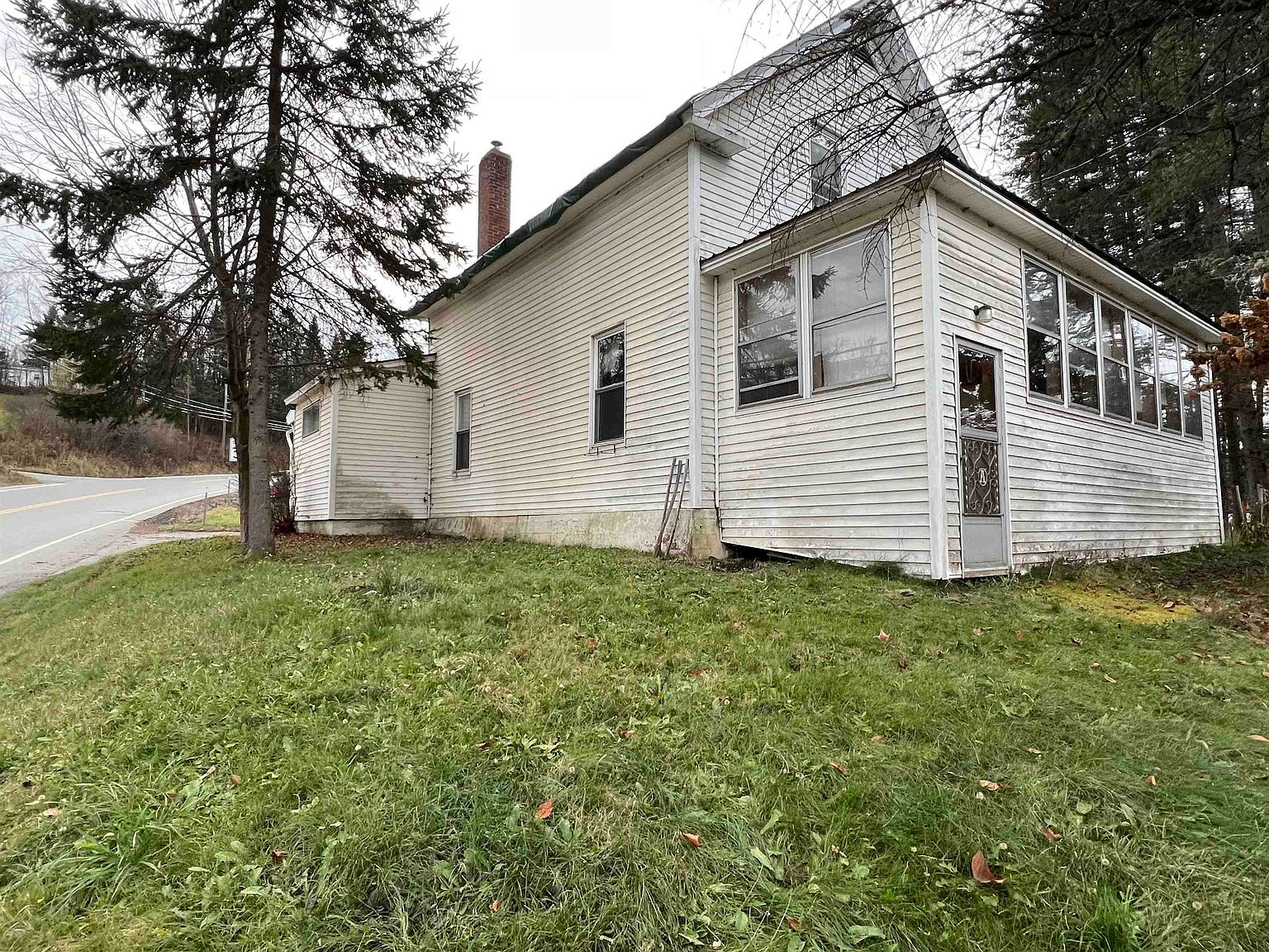 27 Bridge Street, Colebrook, NH 03576 Zillow