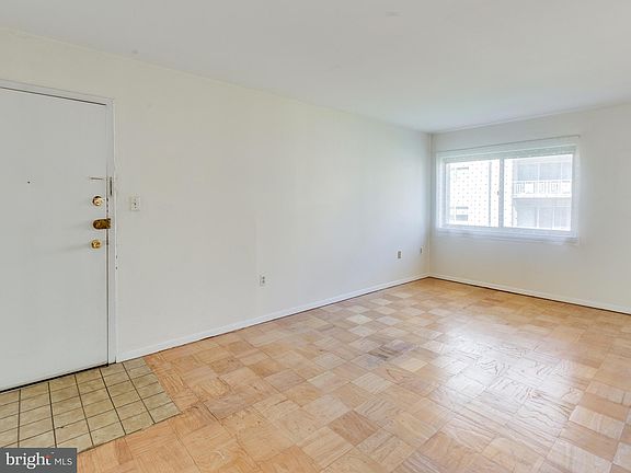 5th image of 12209 Braxfield Ct #67