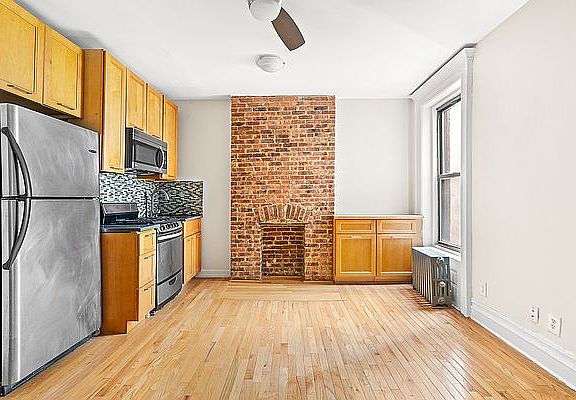 3rd image of 613 W 138th St APT 6