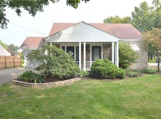 412 Tudor Ln, Youngstown, OH
