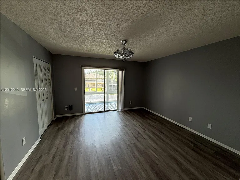 18 Lake Vista Trl #204 — Photo 13
