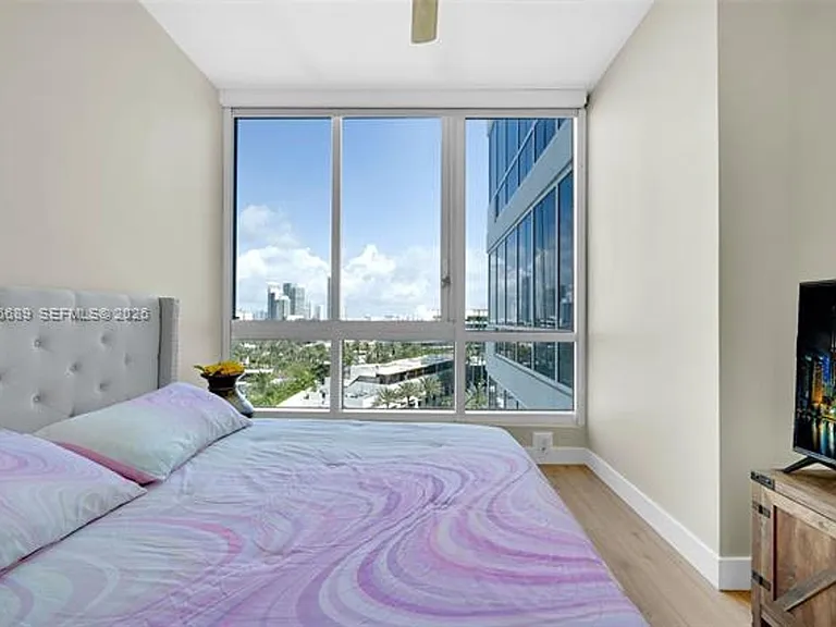 100 S Pointe Dr #801 — Photo 49