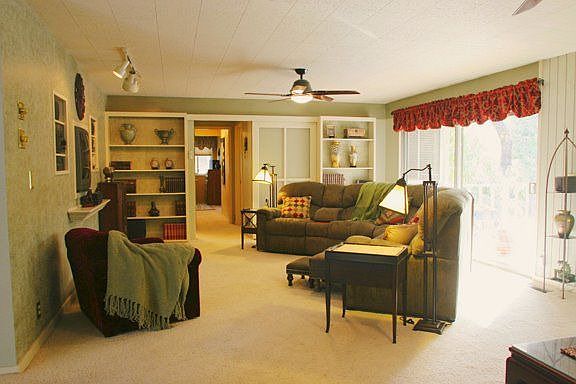 5th image of 940 Bliss Ct