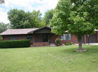 3805 N Monroe St, Hutchinson, KS 67502