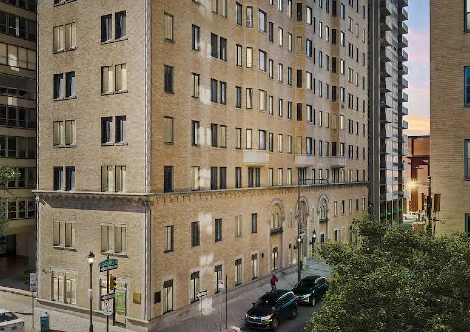 222 Rittenhouse