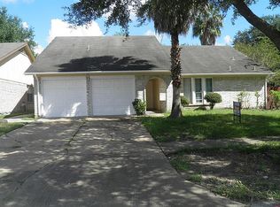 5702 Fairview Forest Dr, Houston, TX 77088
