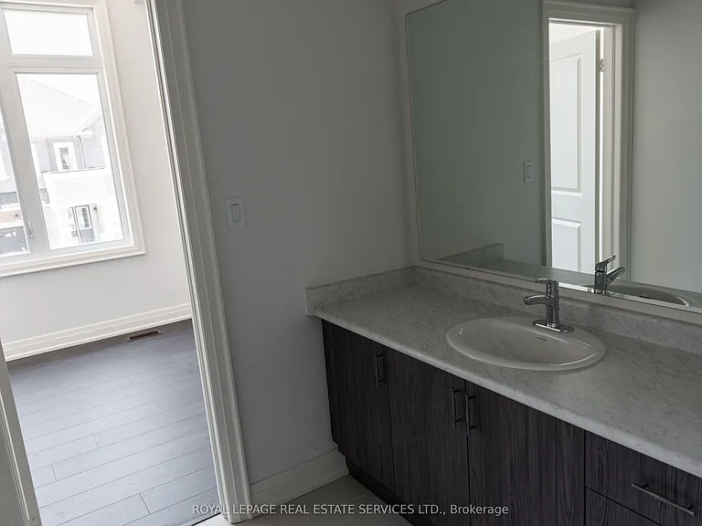 406 Humphrey St — Photo 27