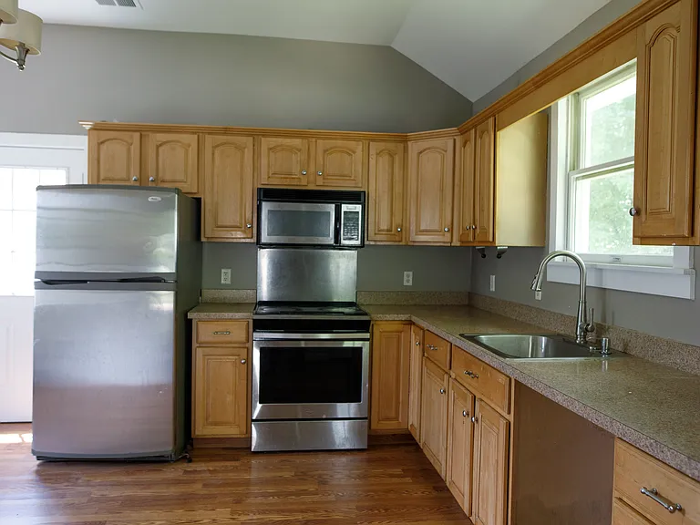 181 Belvidere Ave — Photo 28