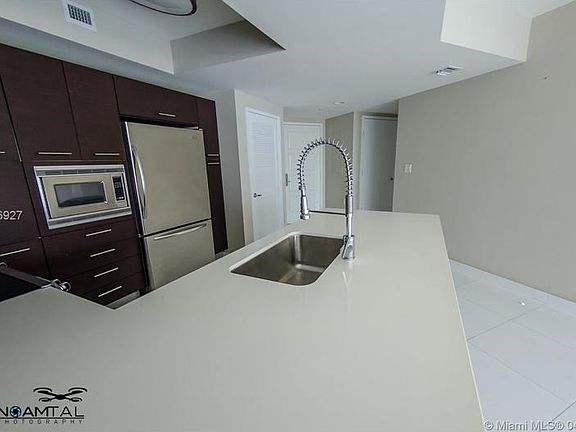 3rd image of 200 Sunny Isles Blvd #2-1001