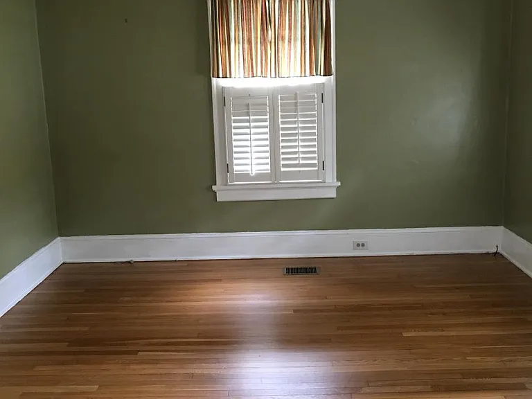 764 Greenwood Ave NE — Photo 8