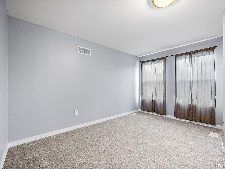 5441 Belvidere St, photo 18