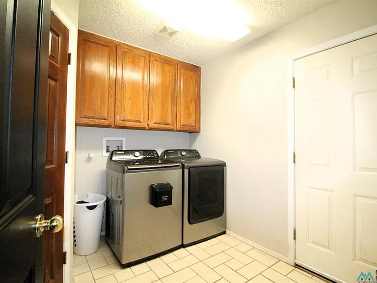 2321 Hammond Blvd — Photo 31