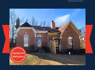 5825 Plum Valley Dr, Memphis, TN 38141