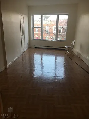 Rented by Hillel Realty Group | media 2