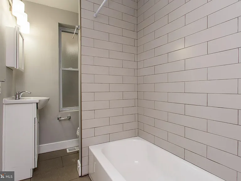 721 S 19th St #1R — Photo 7