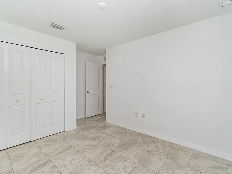 4272 Villa Rapallo Way — Photo 7