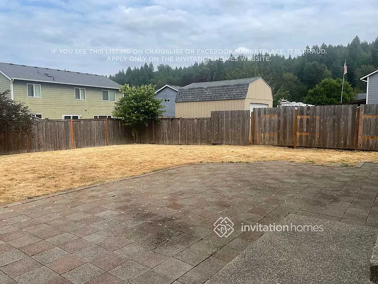 211 Williams Blvd NE — Photo 17