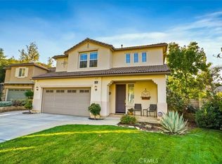 28207 Lorita Ln, Saugus, CA 91350