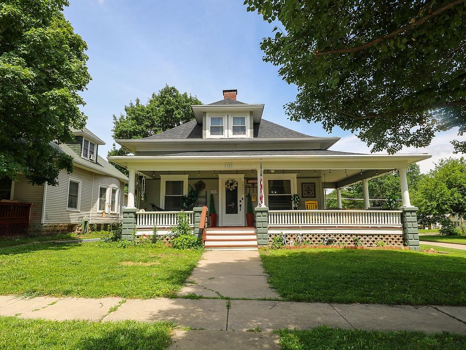 1st image of 1102 Neosho St