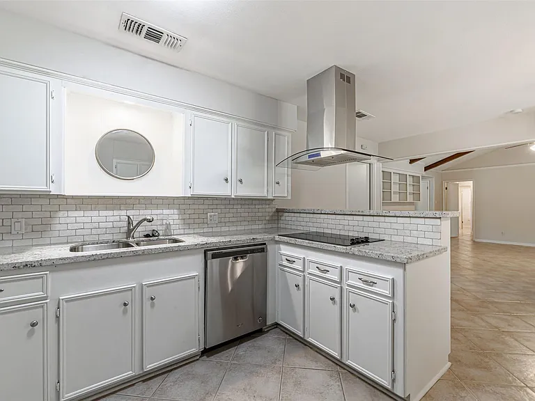 124 Dogwood St — Photo 14