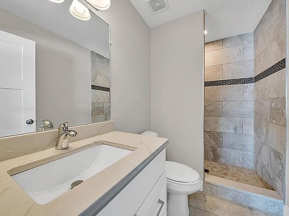 5th image of 48302 Applegrove Ln #24