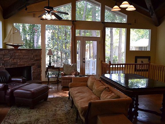 HR side view to deck