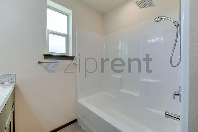 3655 Pine Rd NE — Photo 18