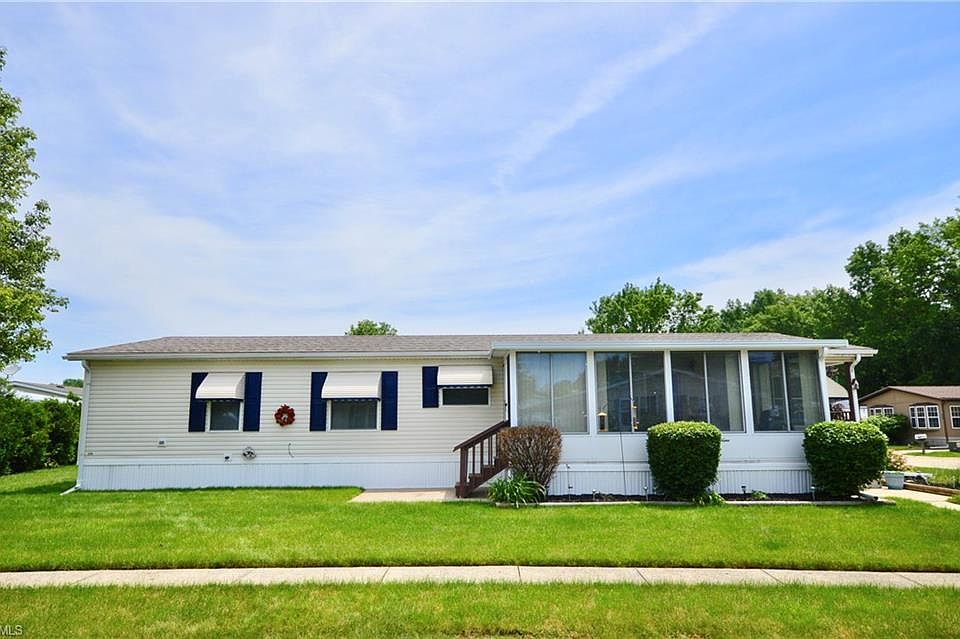 1st image of 9 Piccolo Pl #9