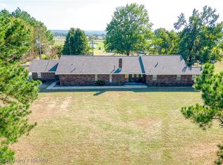 2825 E Main St, Charleston, AR 72933