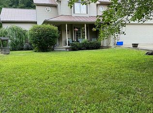 180 Harvest Dr, East Point, KY 41216