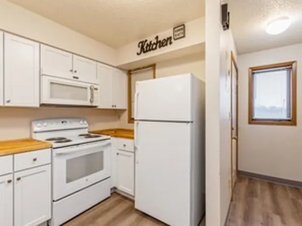 808 Westwinds Dr APT 5, Iowa City, IA 52246