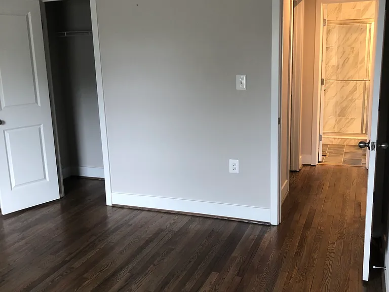 711 Park Ave #A — Photo 10