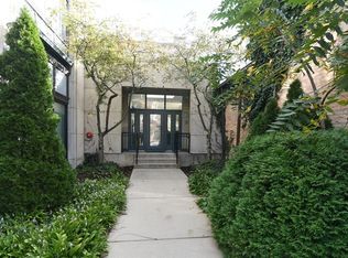 925 Green Bay Rd APT 20, Winnetka, IL 60093