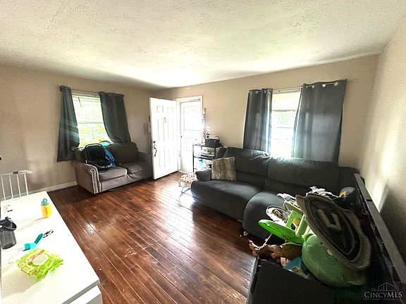 3rd image of 5578 Clearview Ave