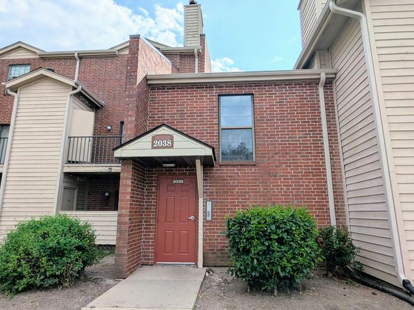 2038 N Rand Rd APT 109