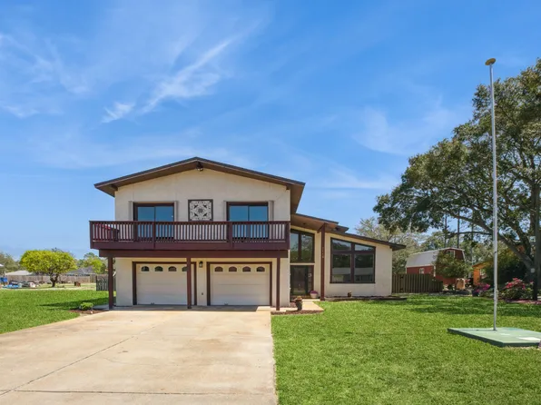 2116 Vizcaya Dr, Navarre, FL 32566