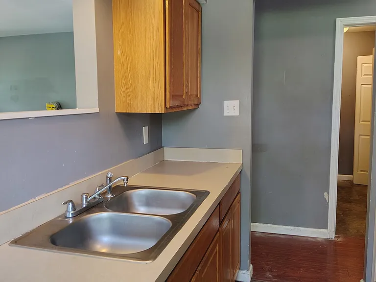 5975 Julian Ave #5975 — Photo 12