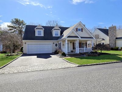 88 Golden Spruce Drive, Calverton, NY, 11933