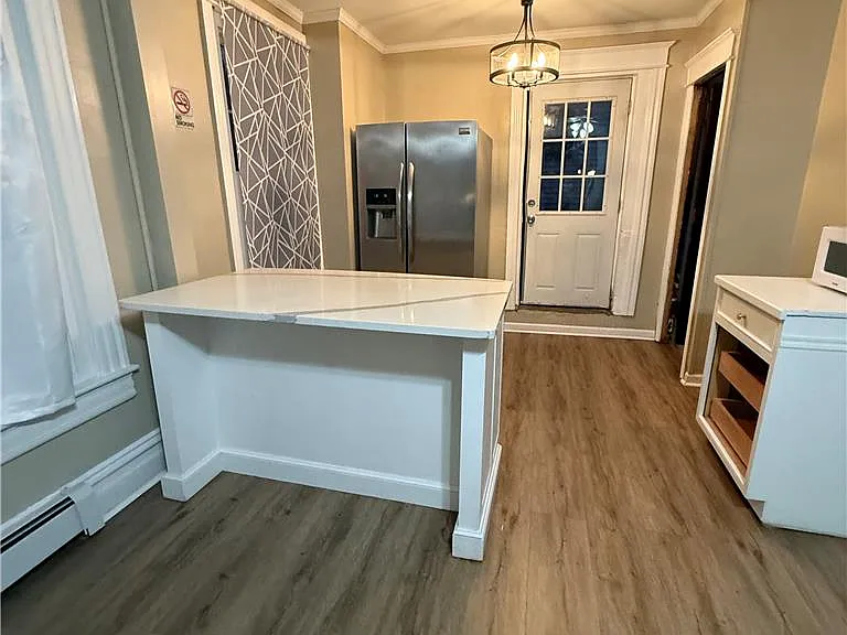 840 W Walnut St — Photo 8