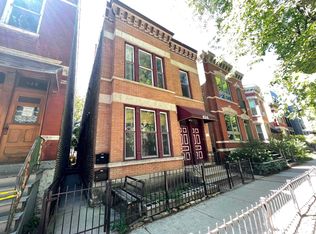 826 N Winchester Ave #1F, Chicago, IL 60622