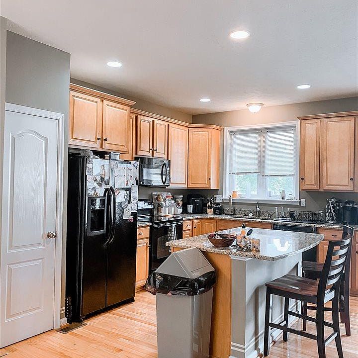 1st image of 1420 Townhouse Way