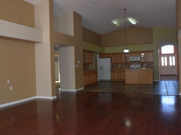 5th image of 632 La Florida Dr