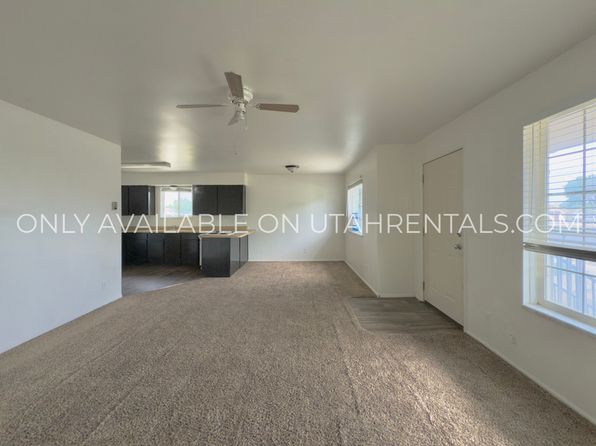 10 S Main St #B